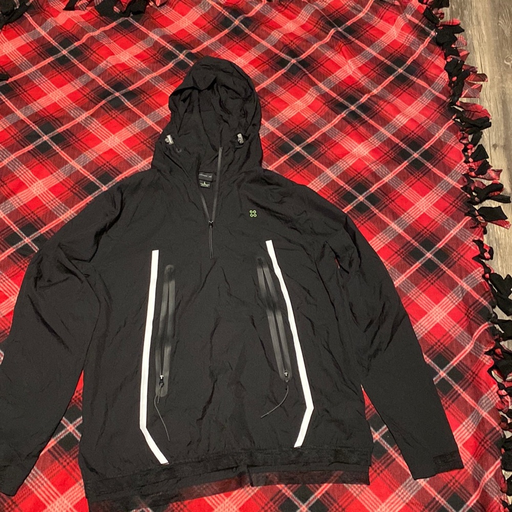 Grand AC windbreaker new but tags removed